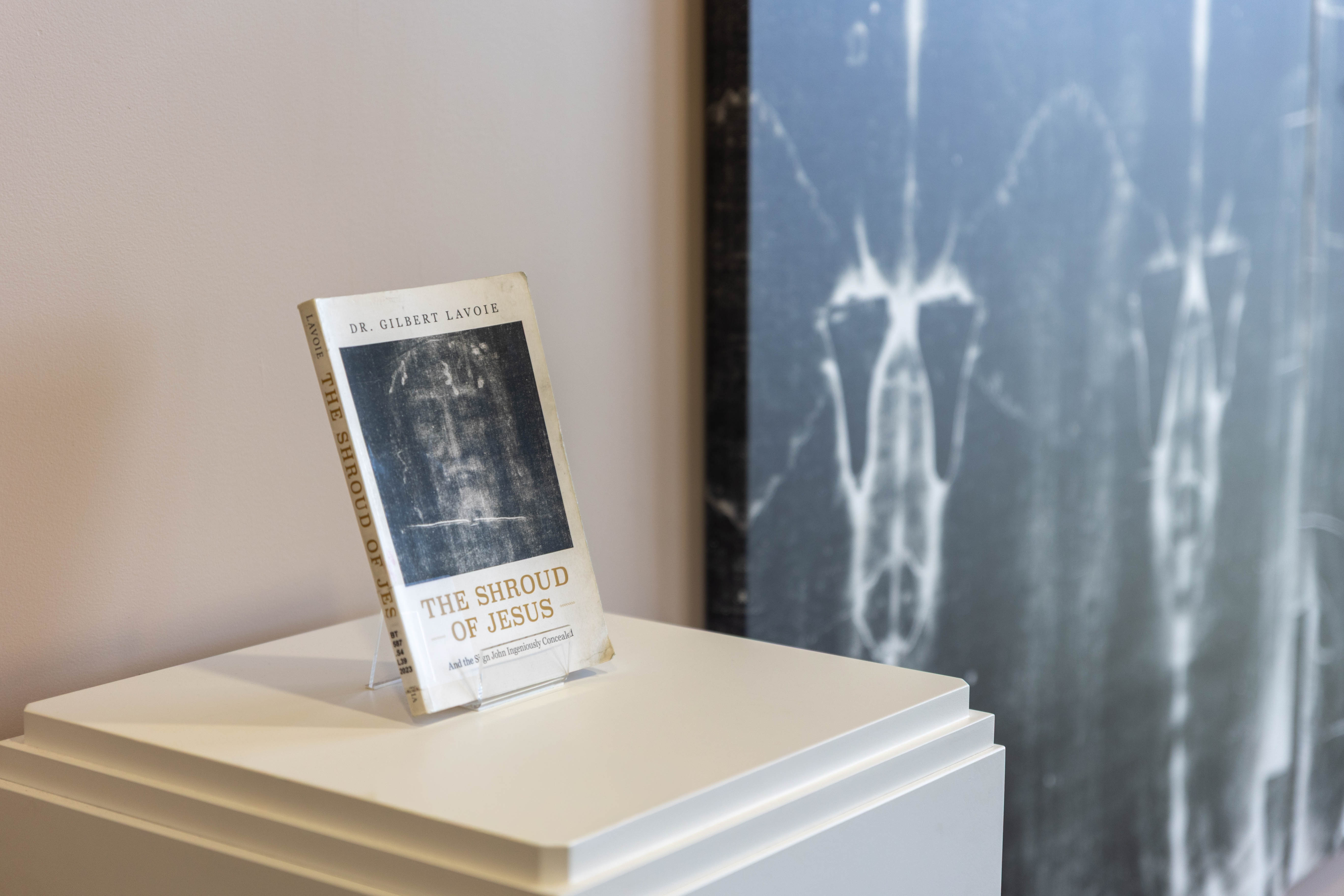 Shroud of Turin Exhibit at ɫ��ӰƬ