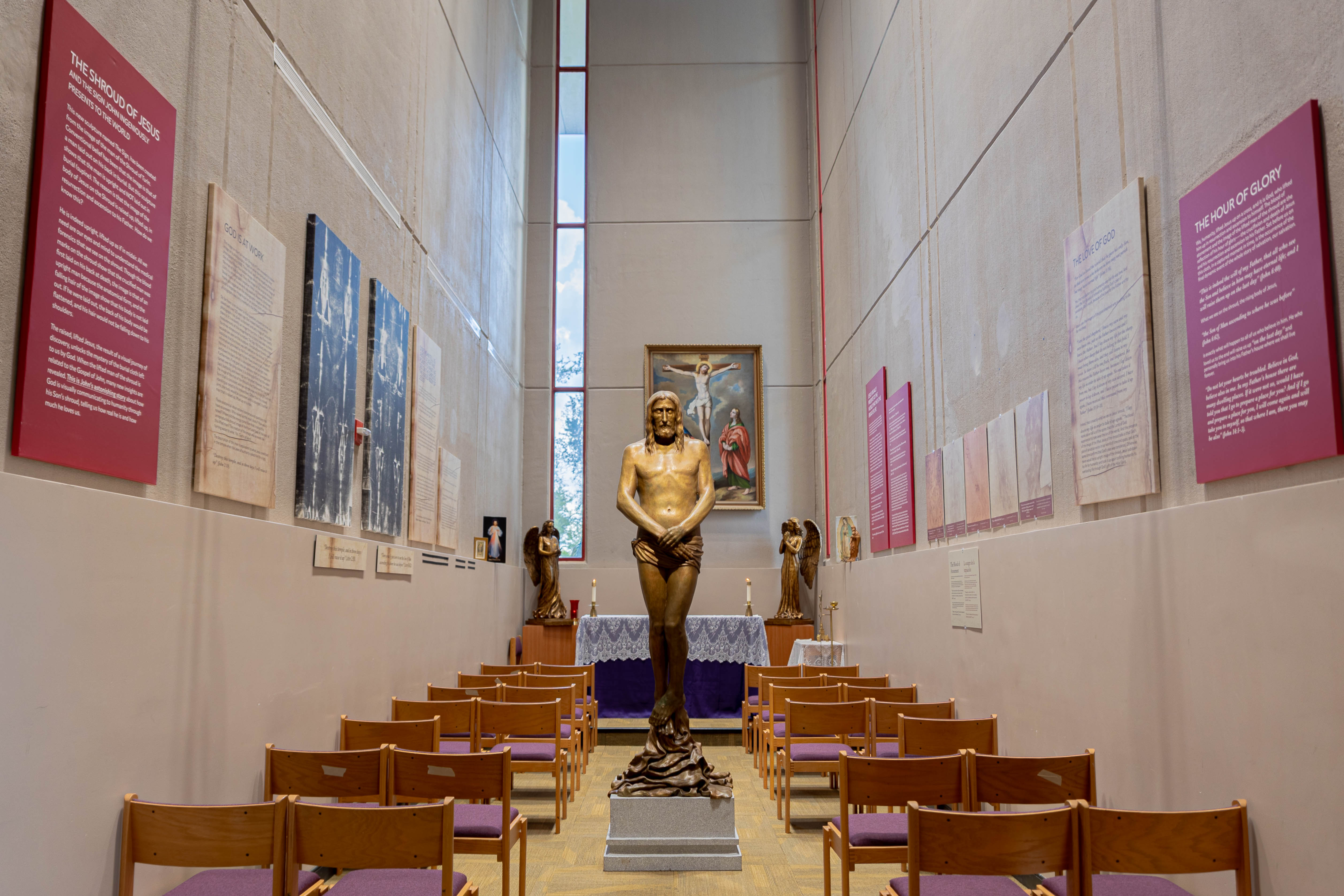 Shroud of Turin Exhibit at ɫ��ӰƬ